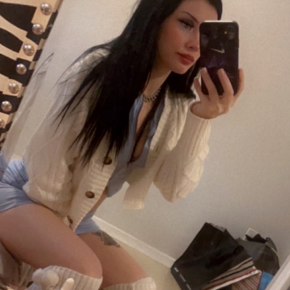 Meet your Posher, Natasha